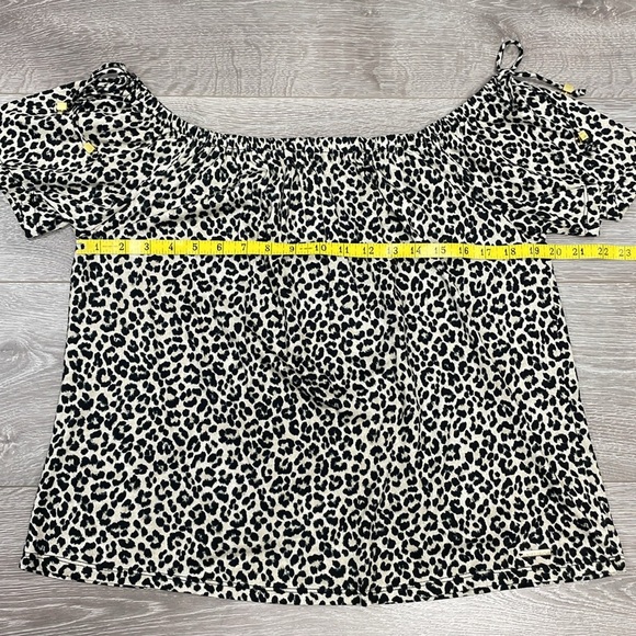 NWOT MICHAEL Michael Kors Short Sleeve Off The Shoulder Leopard Print Blouse L - Picture 6 of 13